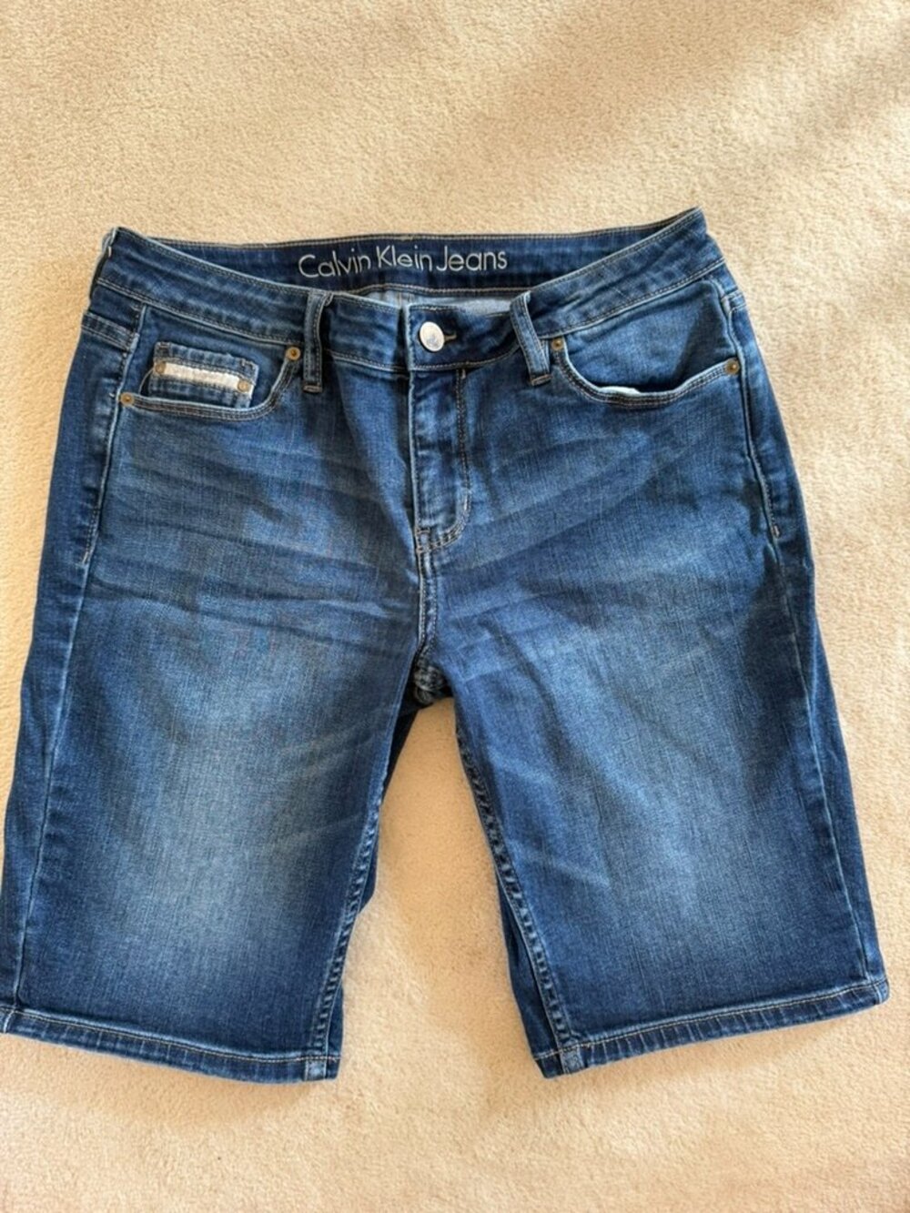 Calvin Klein denim Bermuda shorts size 28